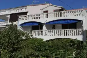 Apartments with WiFi Komiza, Vis - 8926, Comisa