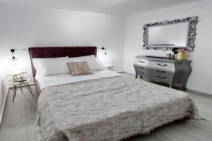 Maria's Dream House, Ierapetra