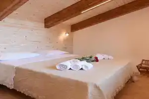 La casa di Metis, Agerola