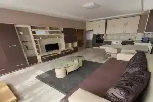 Magnum apartman, Pecs