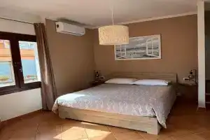 Mare Fuori Guest house, Palau