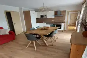 Apartment Sonnenblume by Interhome, Velden am Woerthersee