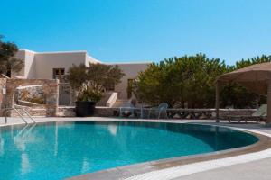 XARAKI Traditional Houses, Folegandros Town