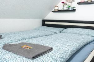 #1 modernes Zimmer mit Pool und Garten Guest house, Memmingen