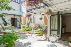 Aya Butik Hotel, Adalar