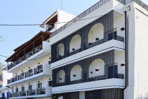 Uphill Unique Boutique Suites, Skiathos Town