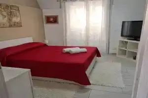 FRANCAHOUSE, Catania