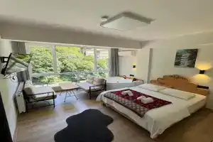 Pine Suit Apartments, Camlihemsin
