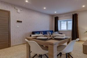 Uptown by Homely Apartments, Mellieha