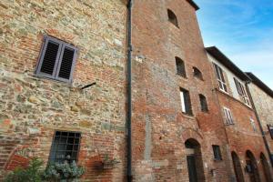 LA TORRE DEL CASTELLO Apartments, Gambassi Terme