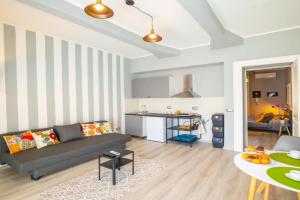 LOFT85 - Self check-in centro! Apartments, Messina