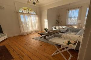 The Grayce Place. Apartments, Warrnambool