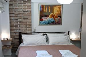 HELEN's ROOM, Artemida