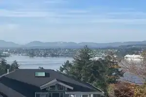 Panoramic Ocean View Guest house, Nanaimo