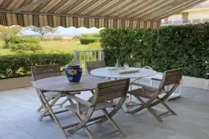T2 Climatisé Proche Plage avec Parking - - FR-1-308-181 Apartments, Le Lavandou