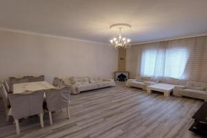 Family , Fresh , Fascinating Guest house, Sumqayit