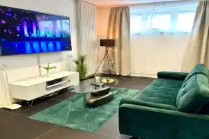 Luxx Home BC, Erleben Sie Biberach in diesem Stilvollem Bungalow mit Charme und Komfort Apartments, Biberach an der Riss