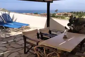 Bungalow nefeli Guest house, Agios Gordios