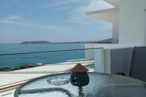 Beachfront apartment, Rethymno