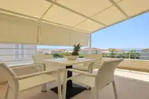 Apartment for 4, Donje Petrcane