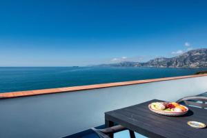 Casa Rosamare, 150 stairs from the road by Wonder Tour, Praiano