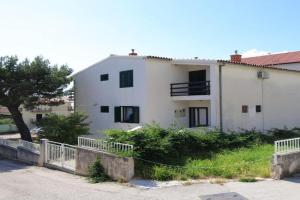 Apartments with a parking space, Makarska - 21337, Baska Voda