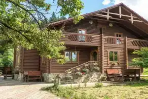Rayskiy kutochok Guest house, Verkhovyna