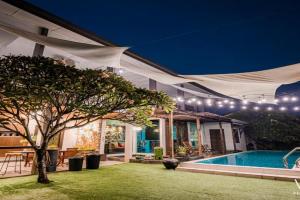 Ipoh 188 Private Pool Mansion by Verve 30 pax EECH119 Villa, Ipoh