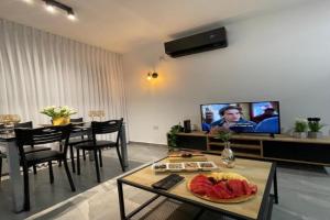 דירת אירוח מפנקת בעיר - 5 דקות נסיעה מהים Apartments, Ashkelon
