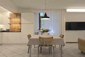 Dolomiten Lounge - moderno con parcheggio privato Apartments, Pergine Valsugana