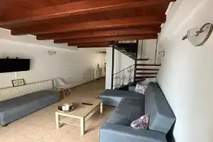 Elena maisonette by the sea Apartments, Kamena Vourla