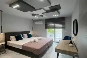 Panorama Apartments, Paleo Tsifliki