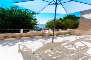 Apartments and Rooms Hope, Brela