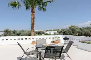 La Hacienda cozy home Guest house, Adelianos Kampos