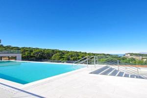 ATLANTIS LUX with pool Apartments, Makarska