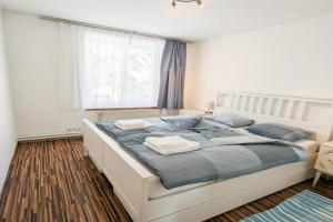 110m2 apartment in-Saint Peter - free parking, Graz