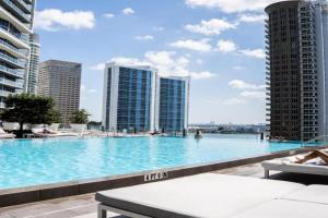 Icon Brickell Stay, Pool, Spa, Views, Restaurants Apartments, Miami