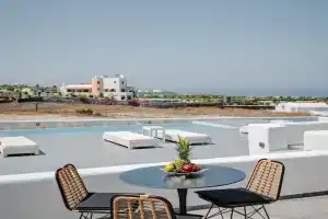 Bonsai Luxury Suites, Karterados
