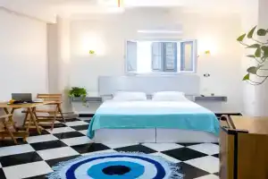 White Flat Studios, Dahab