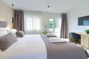 Portella Rooms, KRK