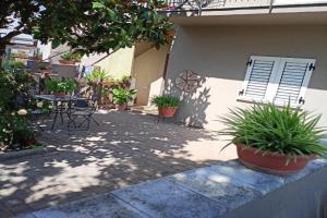 Marco - camere con bagno privato vicino al centro Apartments, Foligno