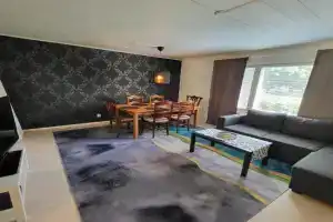 Saunallinen rivitalon pääty asunto kahdella terassilla Apartments, Turku