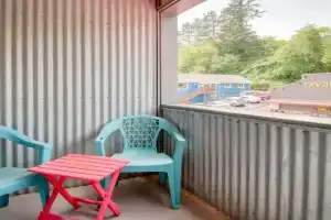 Bayfront History - Anchor Pier Lodge, Newport