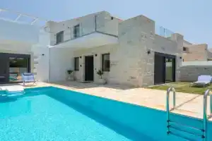 Megalith Villas, Agia Marina