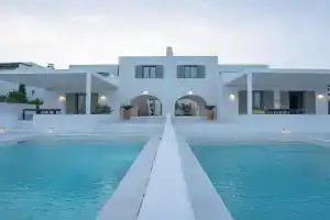 Paros Breeze Luxury Villa, Drios