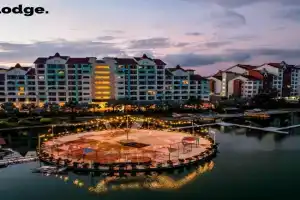 AnyLodge Waterfront Marina Island-Lumut, Pangkor