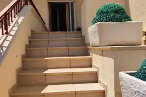 Greenwich House, Monopoli