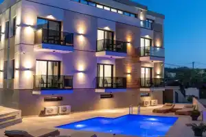 Norge Hotel, Ksamil