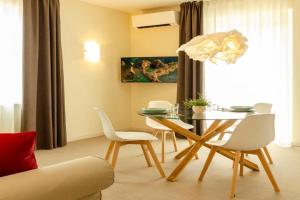 Appartamenti La Piazzetta Apartments, Sirmione
