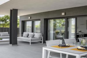 Rennes Arenal Playa 6 Apartments, Javea